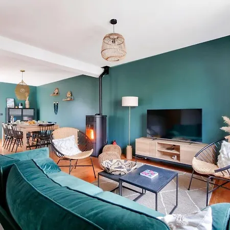 Haven Of Peace Near The With Heated Pool Feriehus